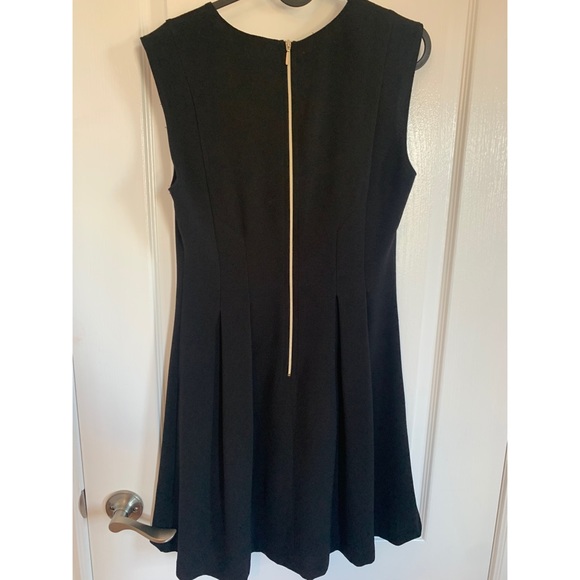 THE BEST LITTLE BLACK DRESS! - Picture 3 of 3